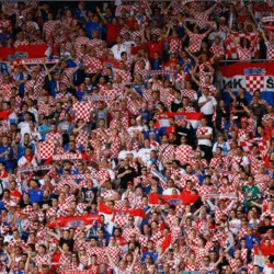 Nitko nije očekivao — ali izvedba hrvatske himne nakon utakmice, koju su otpjevali svi igrači reprezentacije, natjerala je cijeli stadion na suze.