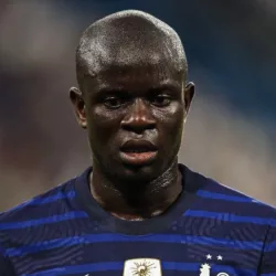 BREAKING : Personne ne s'y attendait… La superstar du football français N'Golo Kanté vient de faire une annonce émouvante qui a laissé les fans complètement sans voix. Ce qui s'est passé ensuite se propage rapidement sur les réseaux sociaux.