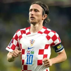 UDARNA VIJEST: Nitko ovo nije očekivao... Hrvatska nogometna legenda Luka Modrić upravo je dao emotivnu izjavu koja je navijače ostavila potpuno bez riječi. Ono što se dogodilo nakon toga širi se društvenim mrežama brzinom munje.